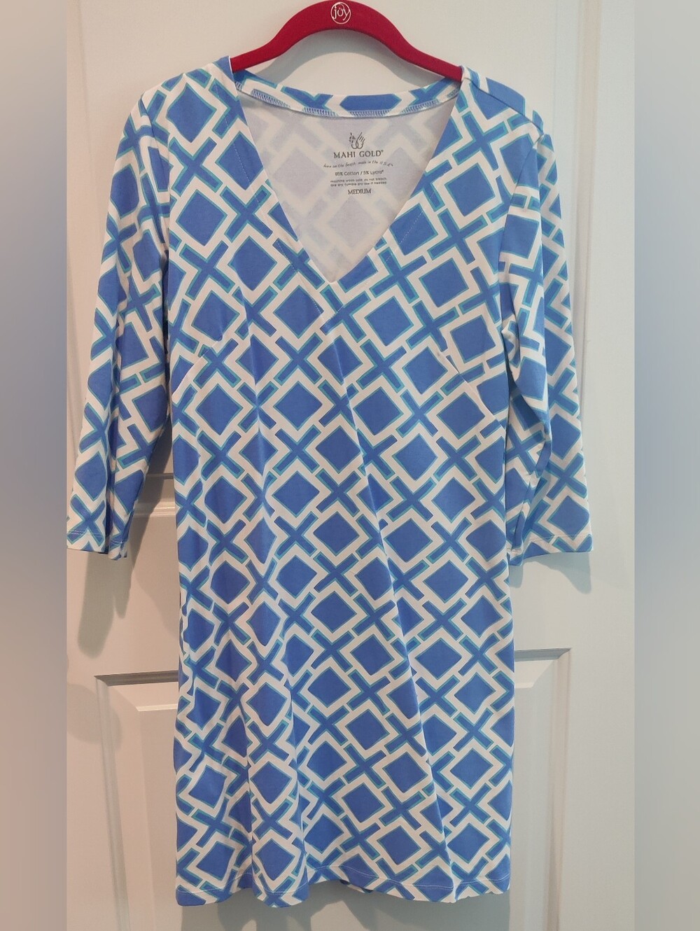MAHI GOLD Blue & White Geometric V-Neck Dress